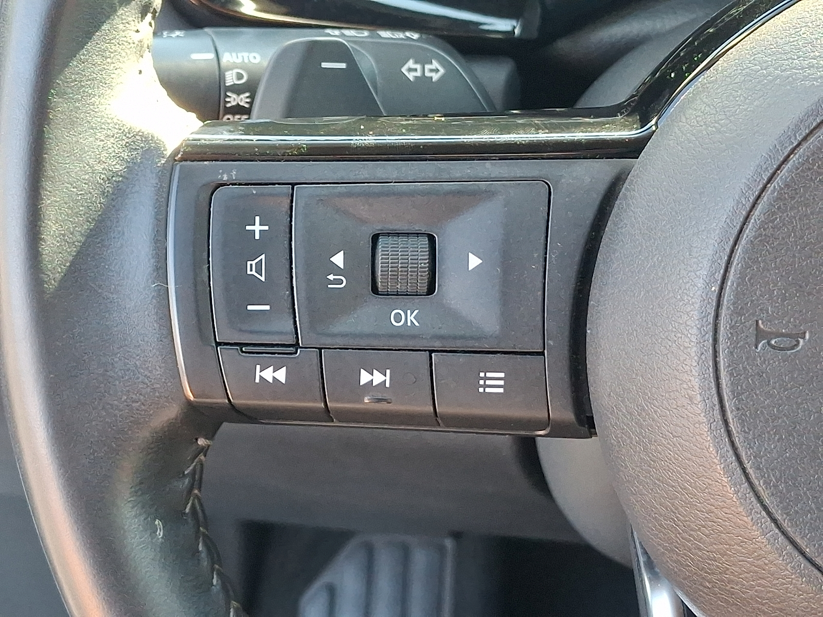 Used 2023 Nissan Pathfinder SUV