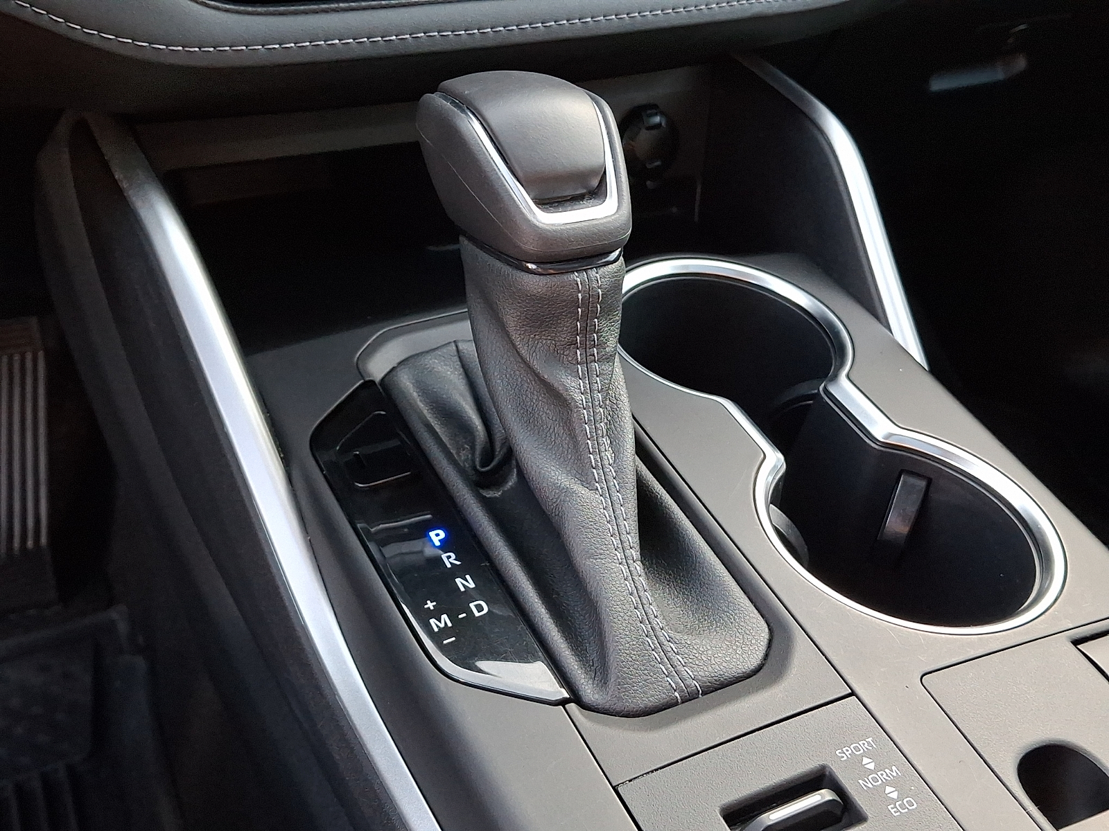 Used 2023 Toyota Highlander SUV