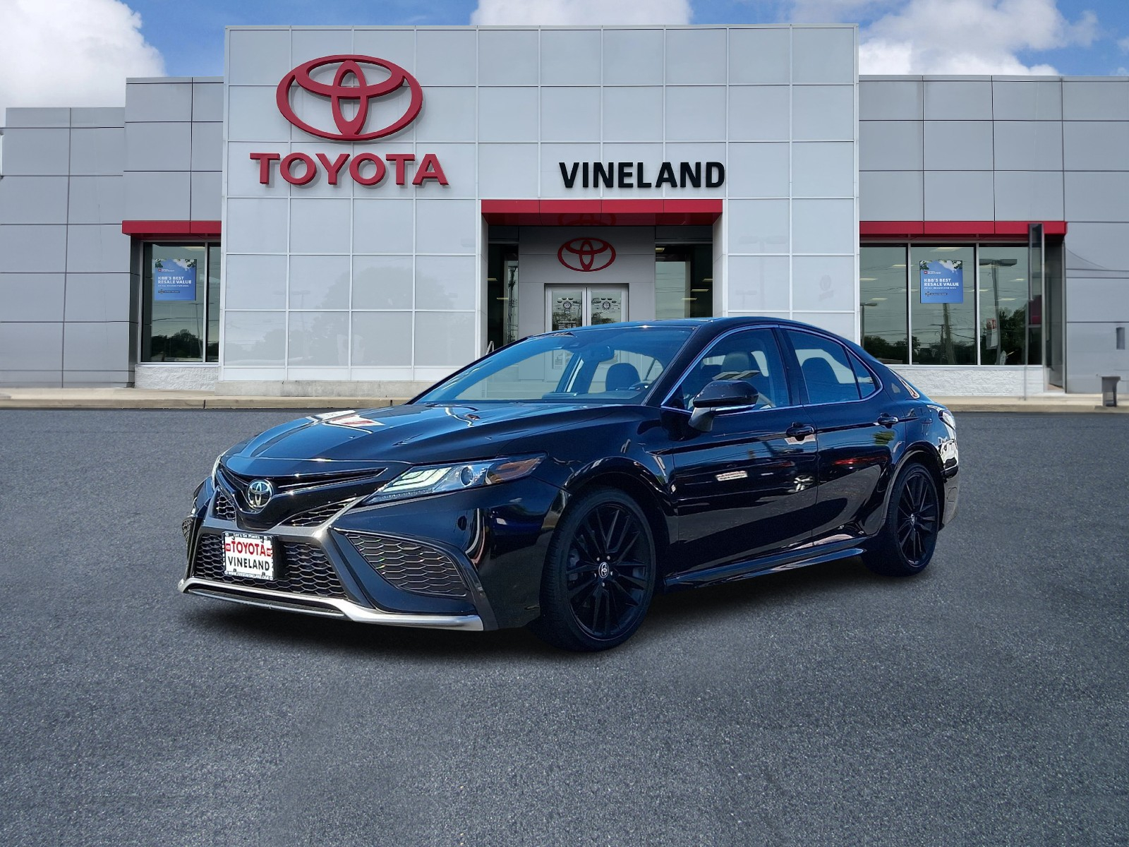 Used 2021 Toyota Camry Sedan