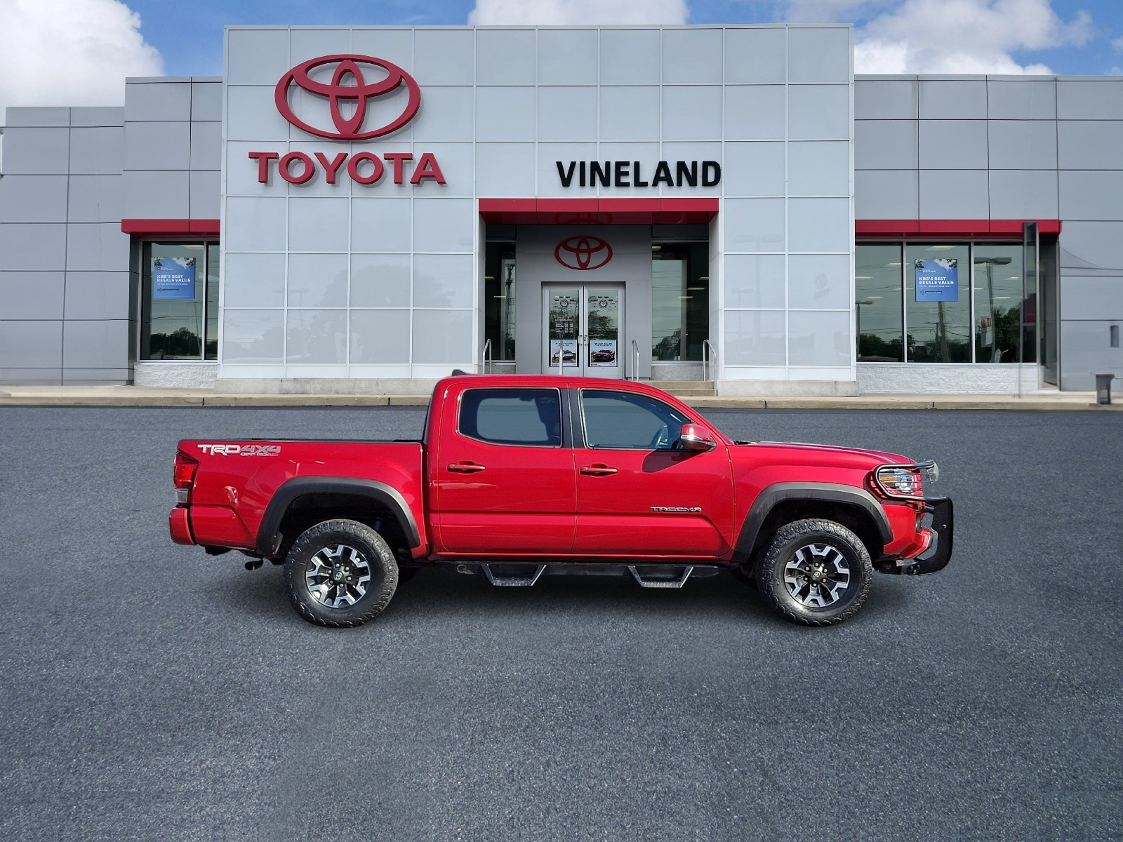 Used 2016 Toyota Tacoma Truck