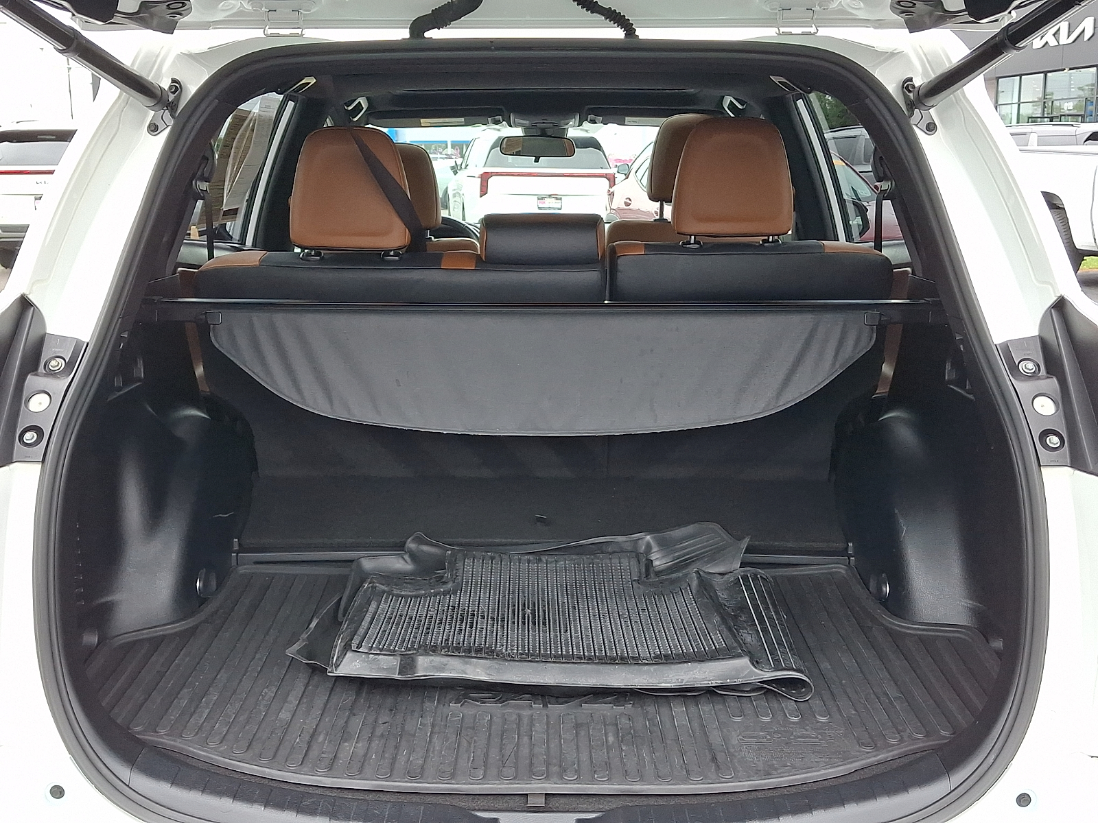 Used 2018 Toyota RAV4 Hybrid SUV