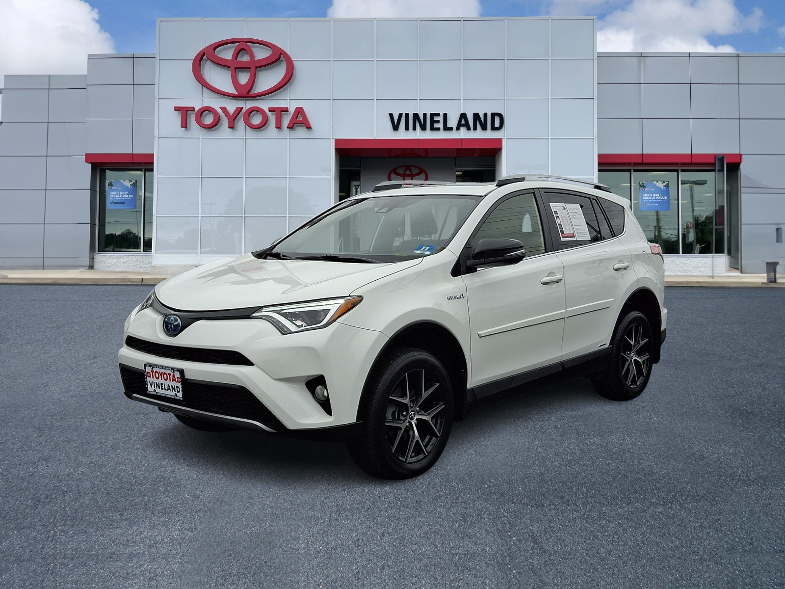 Used 2018 Toyota RAV4 Hybrid SUV