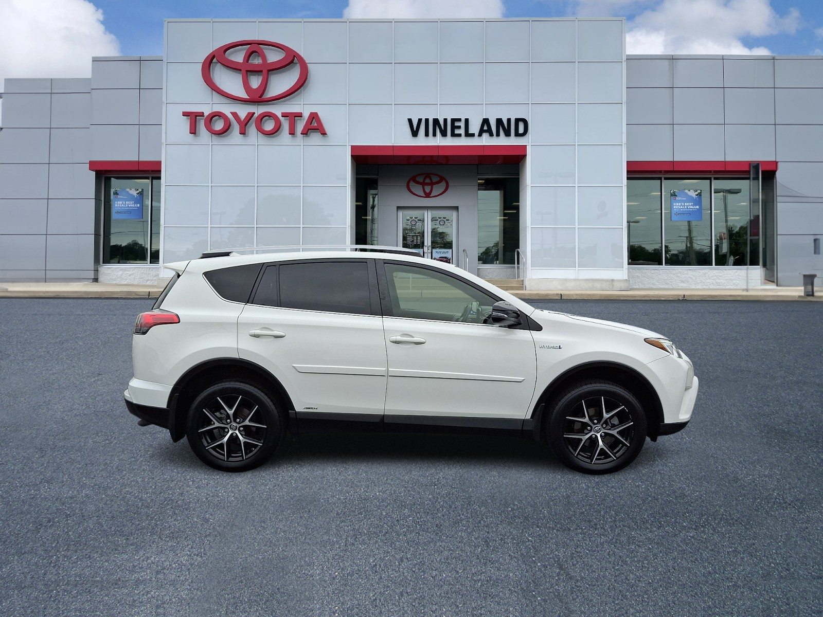 Used 2018 Toyota RAV4 Hybrid SUV