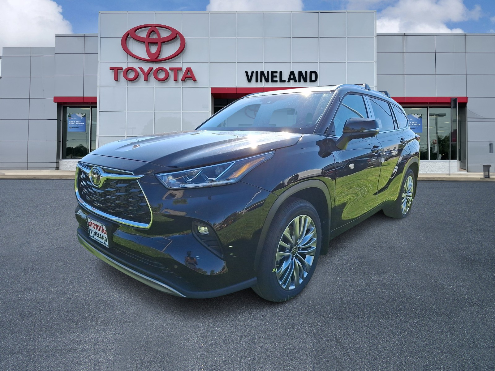 New 2026 Toyota Highlander SUV