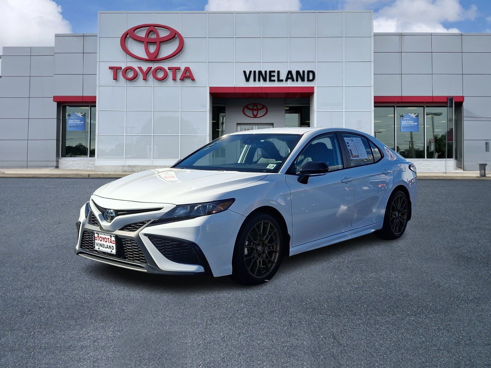 Used 2024 Toyota Camry Sedan
