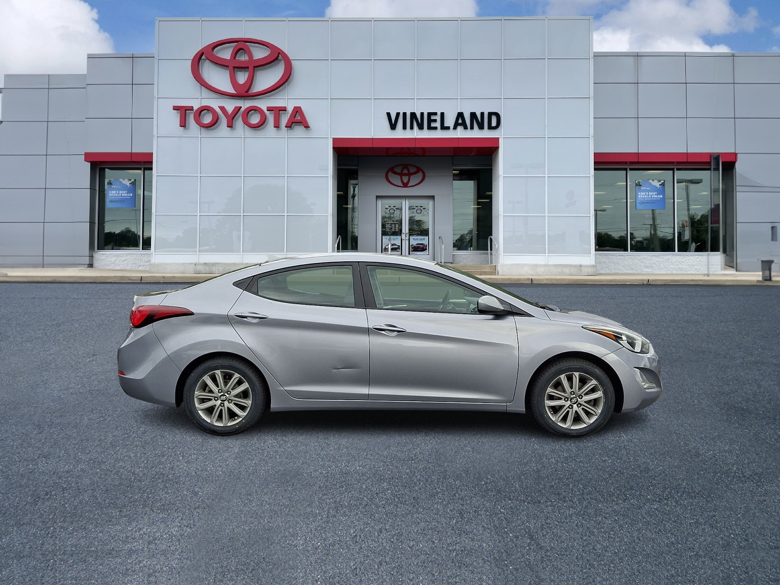 Used 2015 Hyundai Elantra Sedan