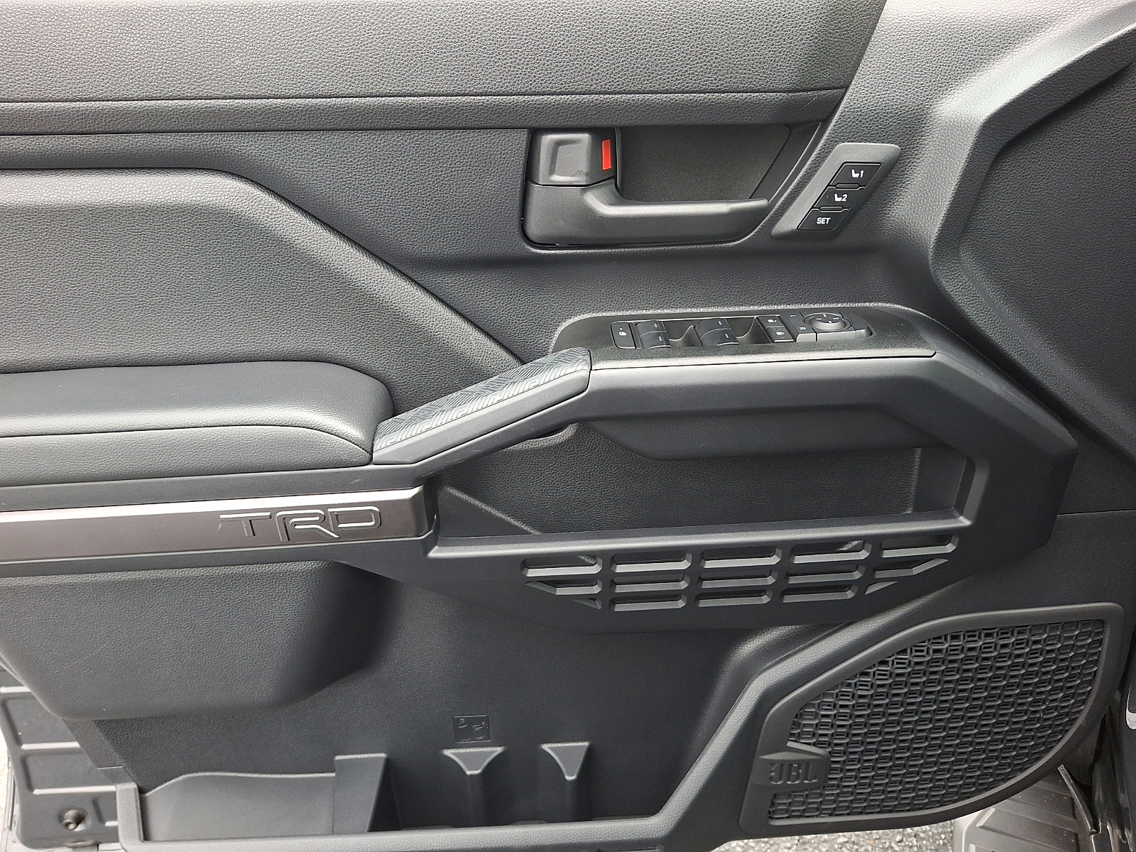 Used 2025 Toyota 4Runner i-FORCE MAX Hybrid SUV