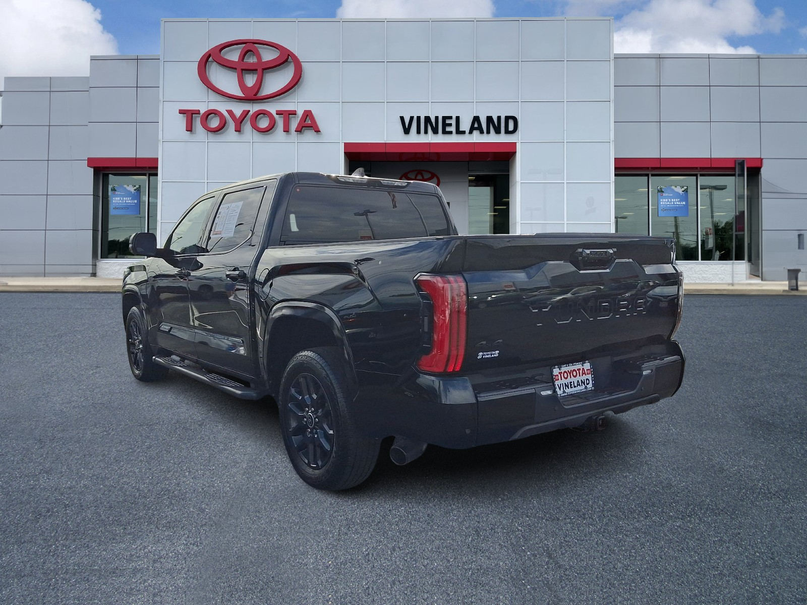 Used 2023 Toyota Tundra Truck