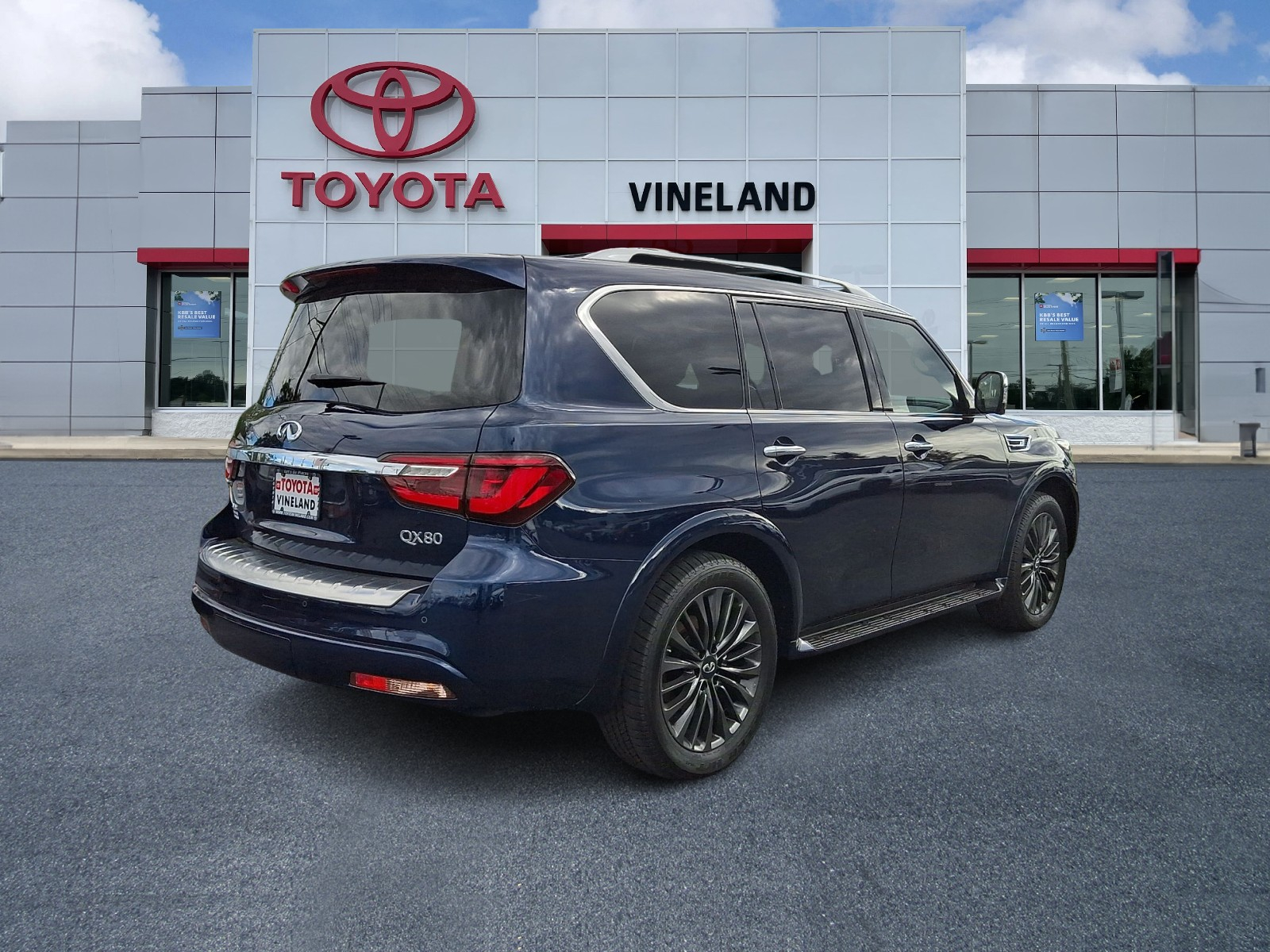Used 2024 Infiniti QX80 SUV
