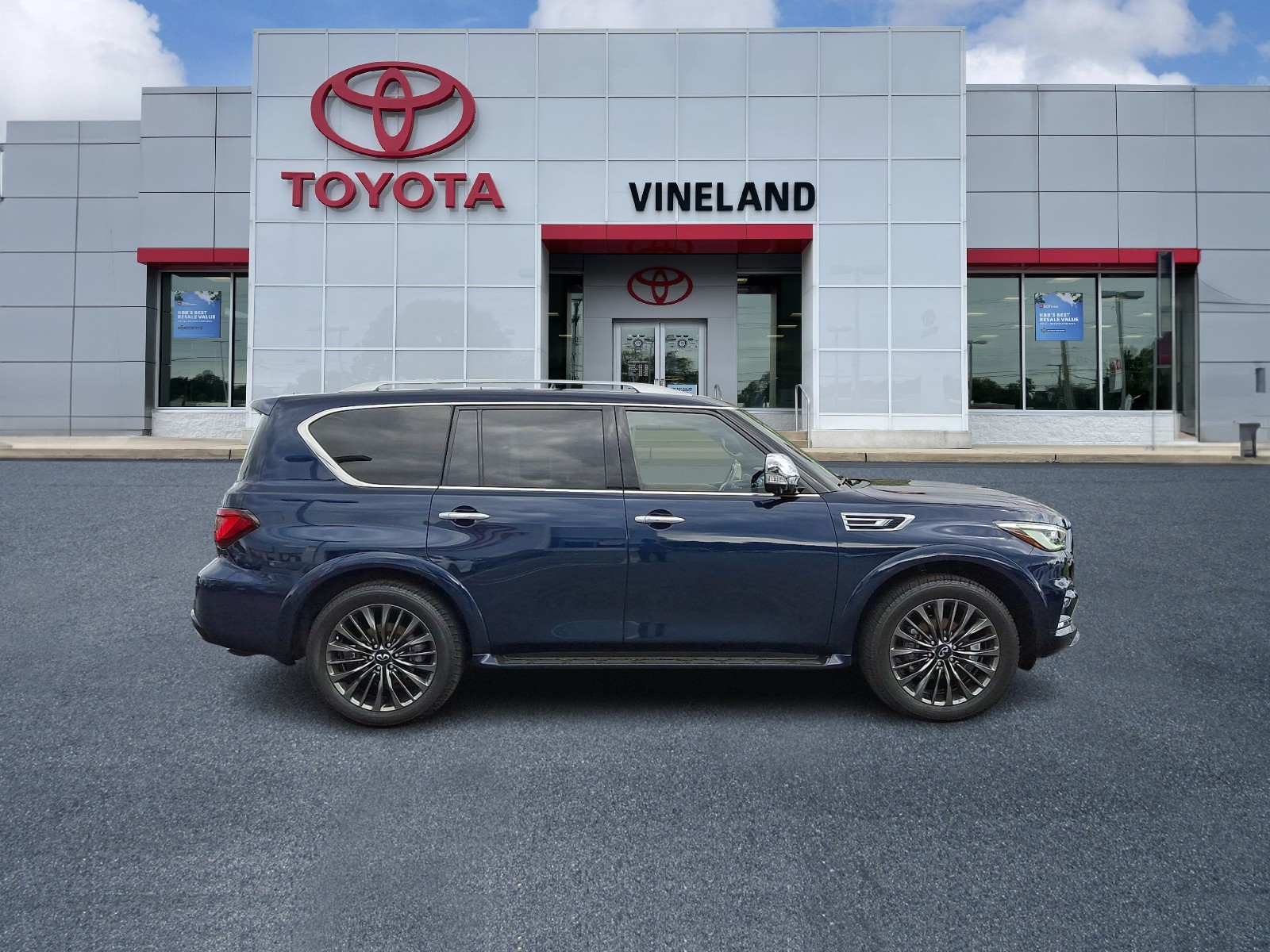 Used 2024 Infiniti QX80 SUV