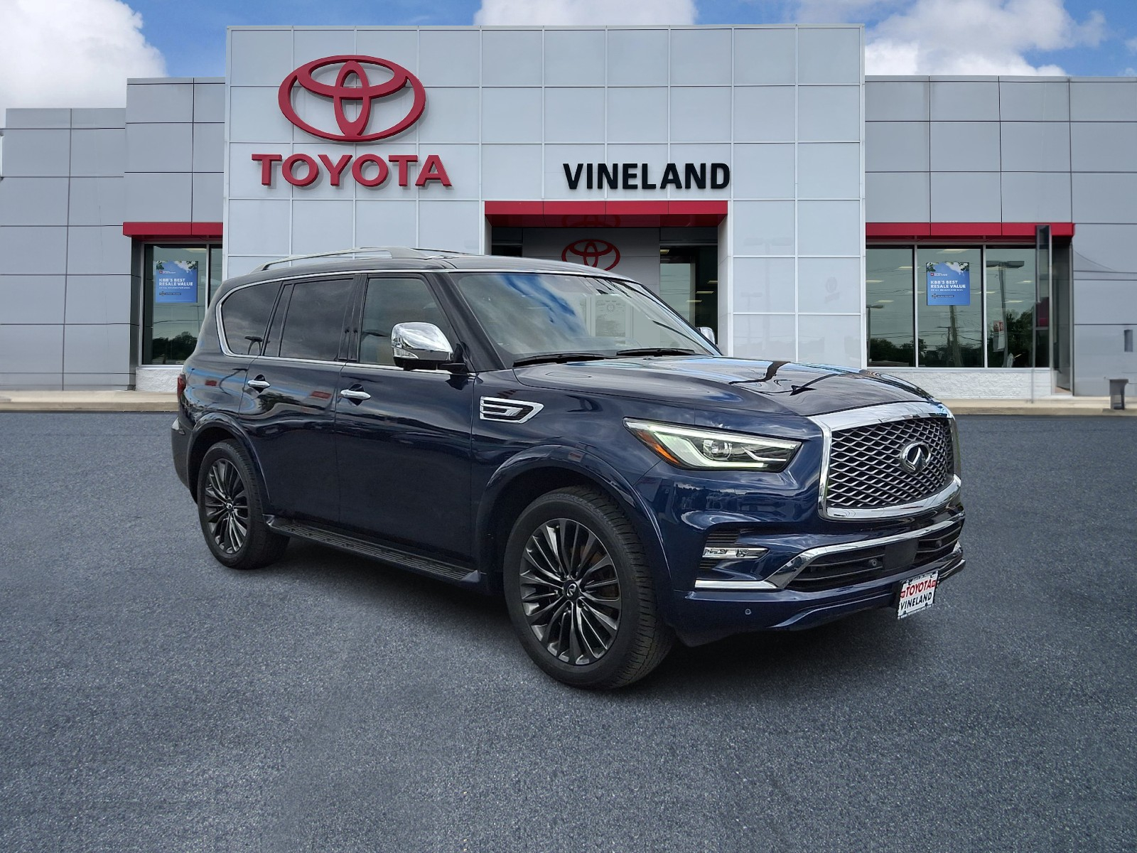 2024 INFINITI QX80