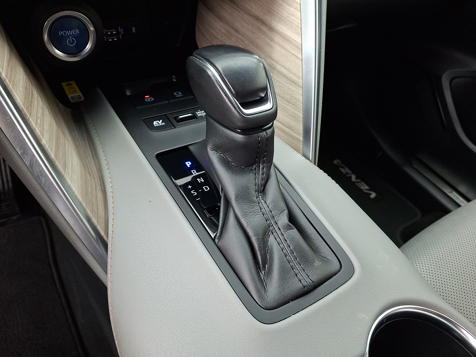Used 2021 Toyota Venza SUV
