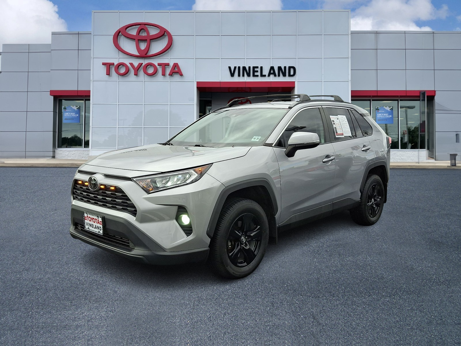 Used 2021 Toyota RAV4 SUV