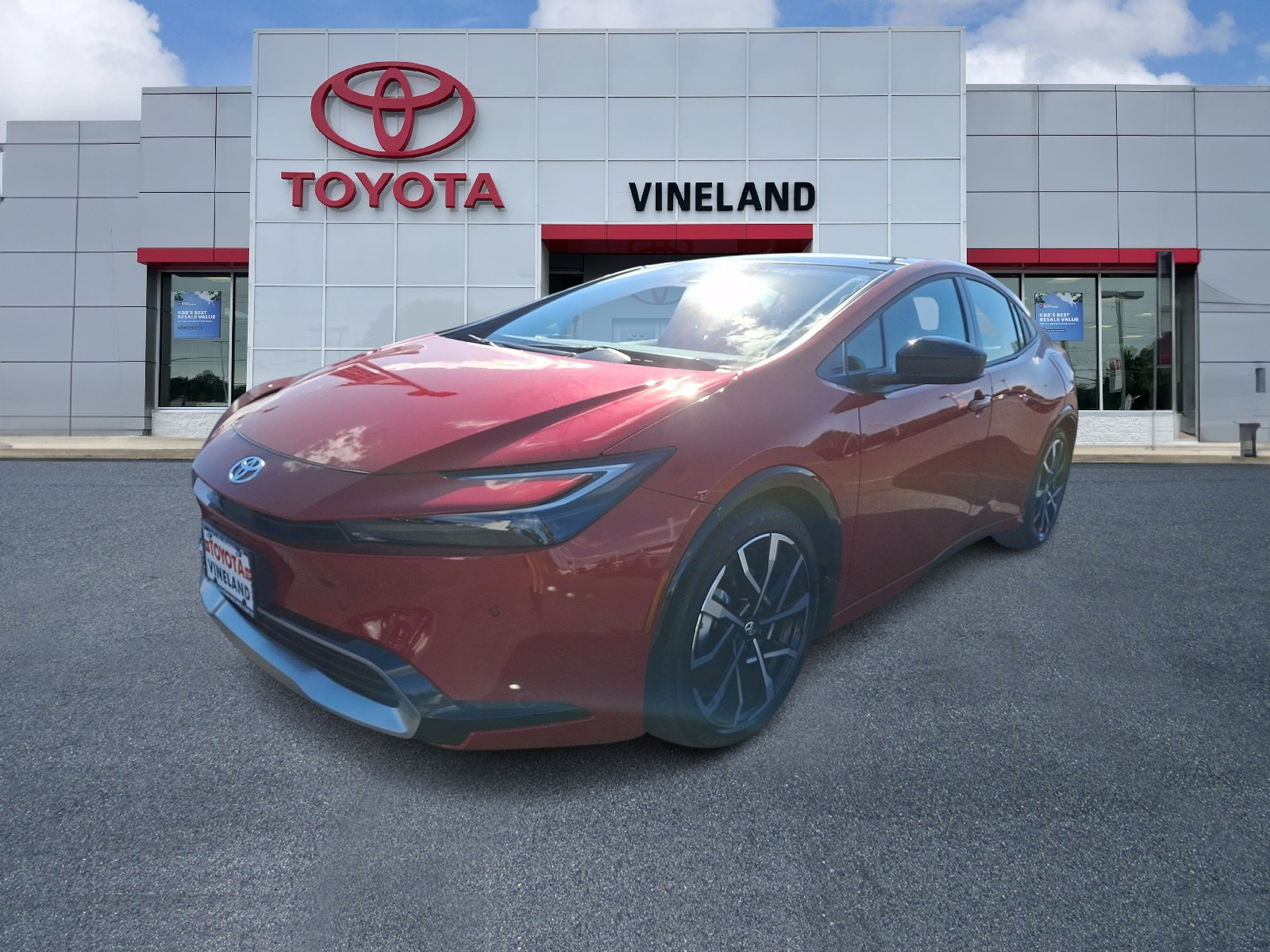 New 2027 Toyota Prius Plug-in Hybrid Sedan