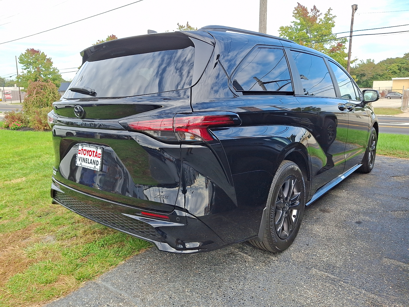 New 2026 Toyota Sienna Van