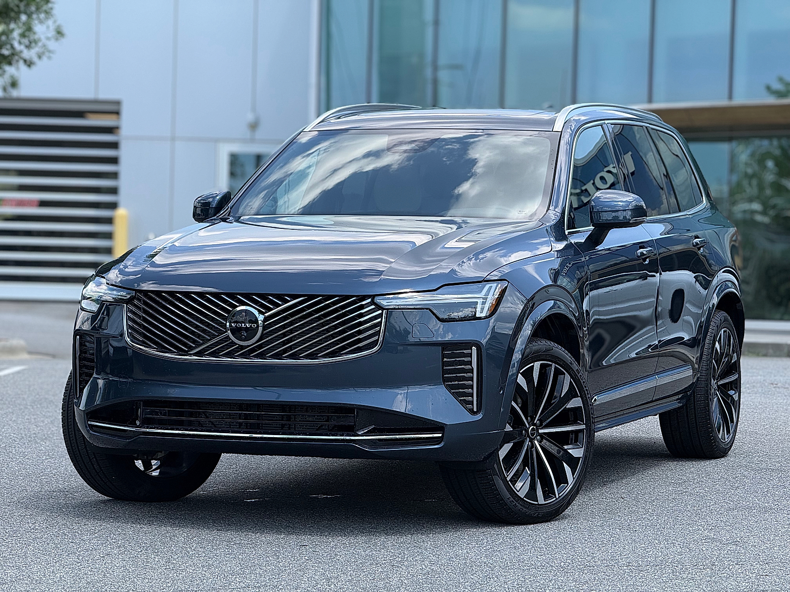 Denim Blue Metallic 2025 Volvo XC90 SUV / Crossover All-Wheel Drive Automatic