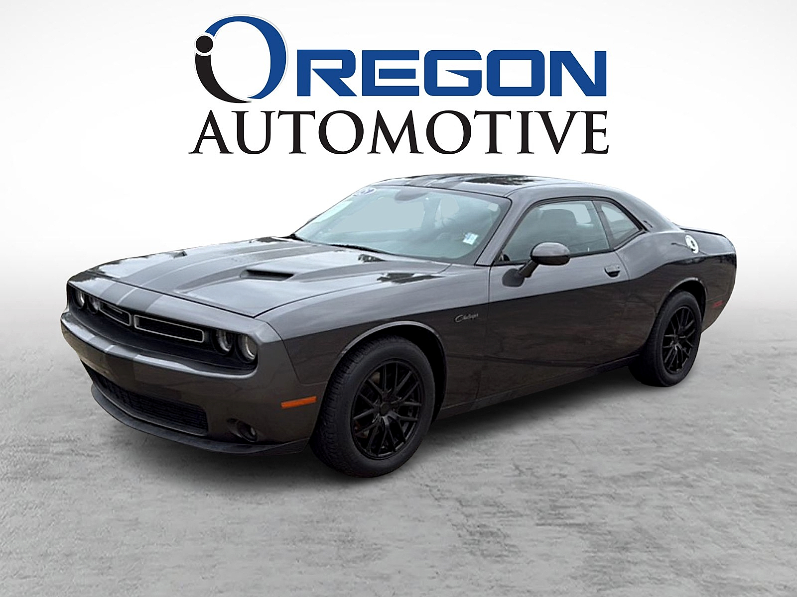 2015 Dodge Challenger SXT Plus's photo