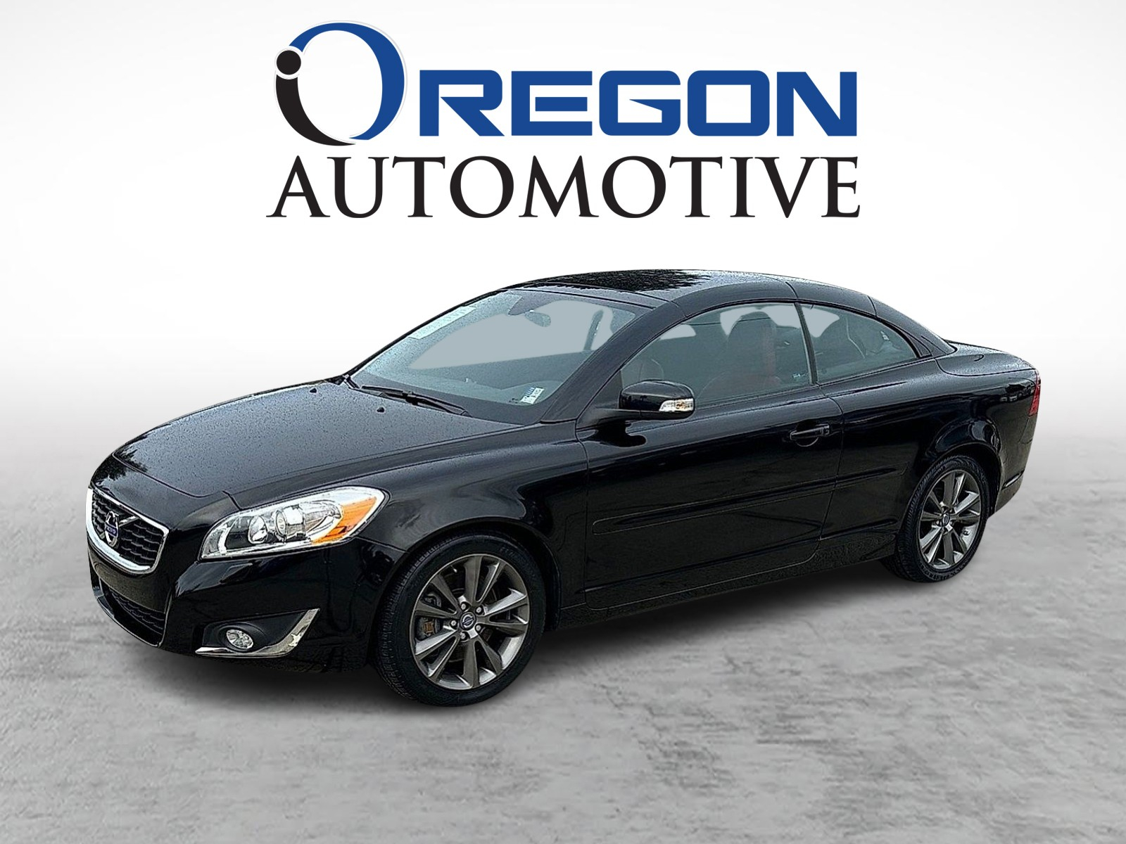 2013 Volvo C70 T5 Platinum's photo
