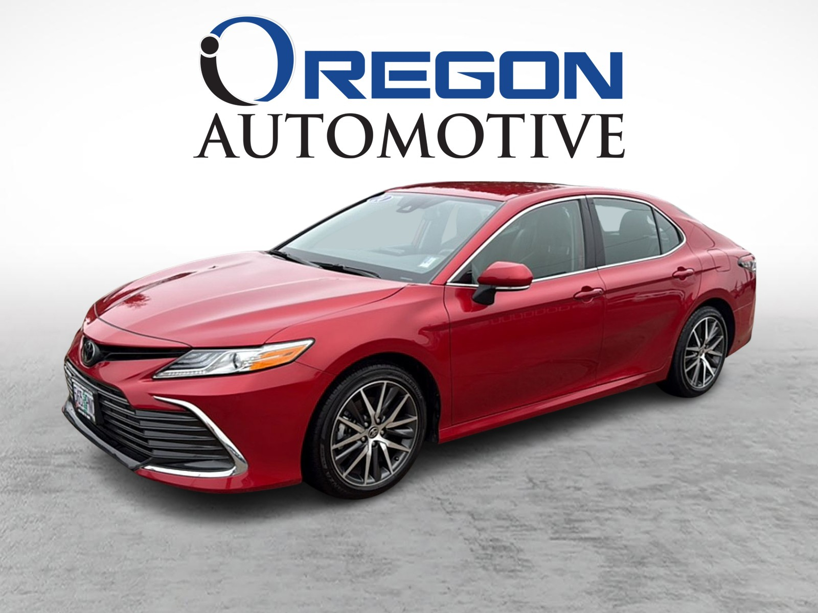 2024 Toyota Camry XLE's photo