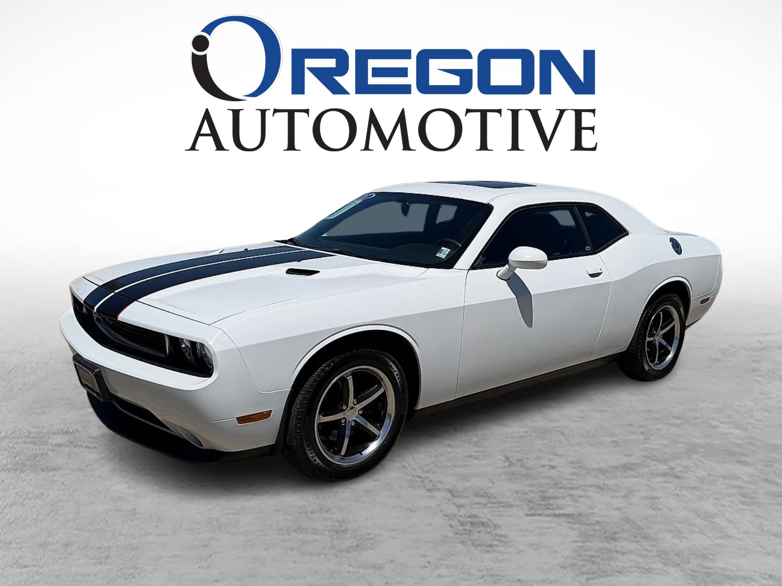 2011 Dodge Challenger SE's photo