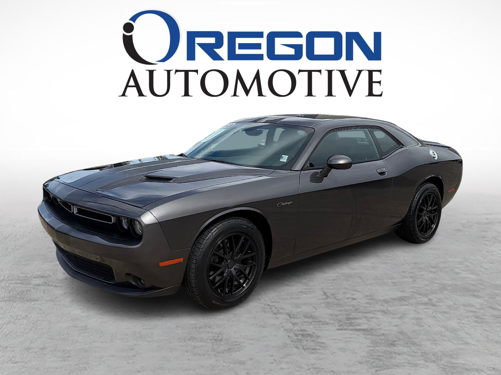 2015 Dodge Challenger SXT Plus's photo