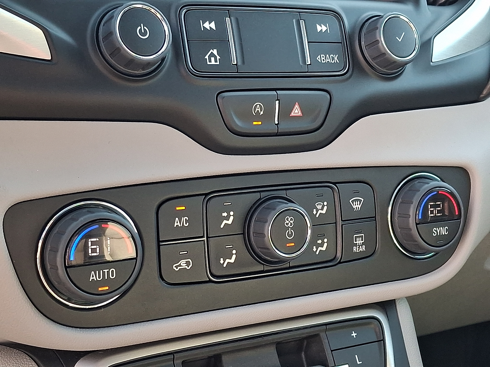 Used 2023 GMC Terrain SUV