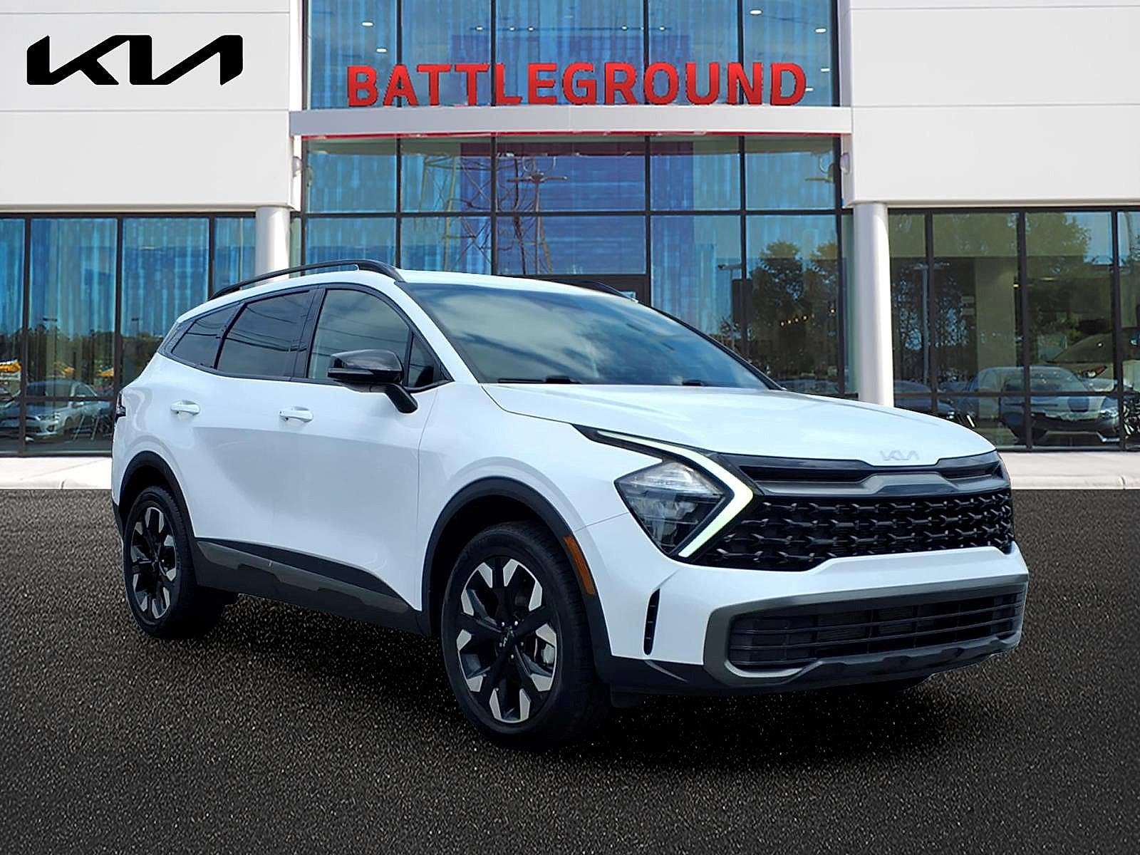 White 2023 Kia Sportage SUV / Crossover All-Wheel Drive Automatic