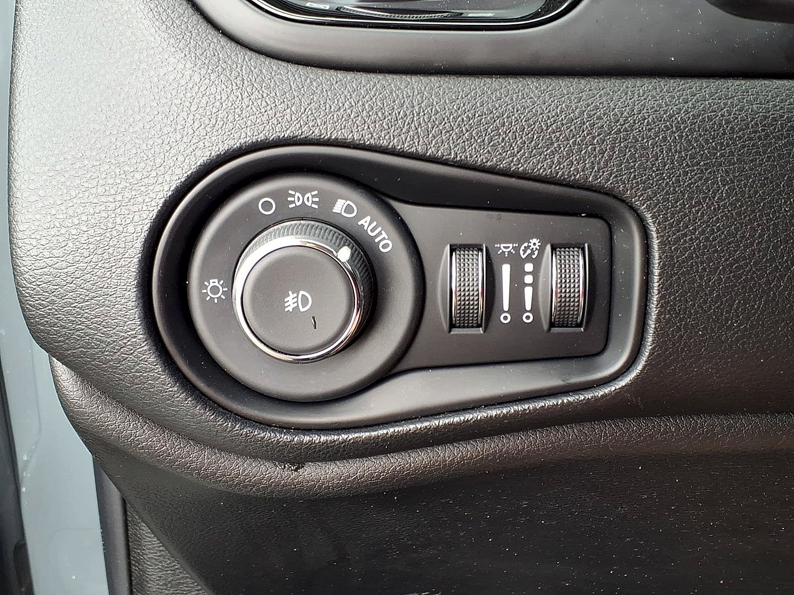Used 2018 Jeep Renegade SUV