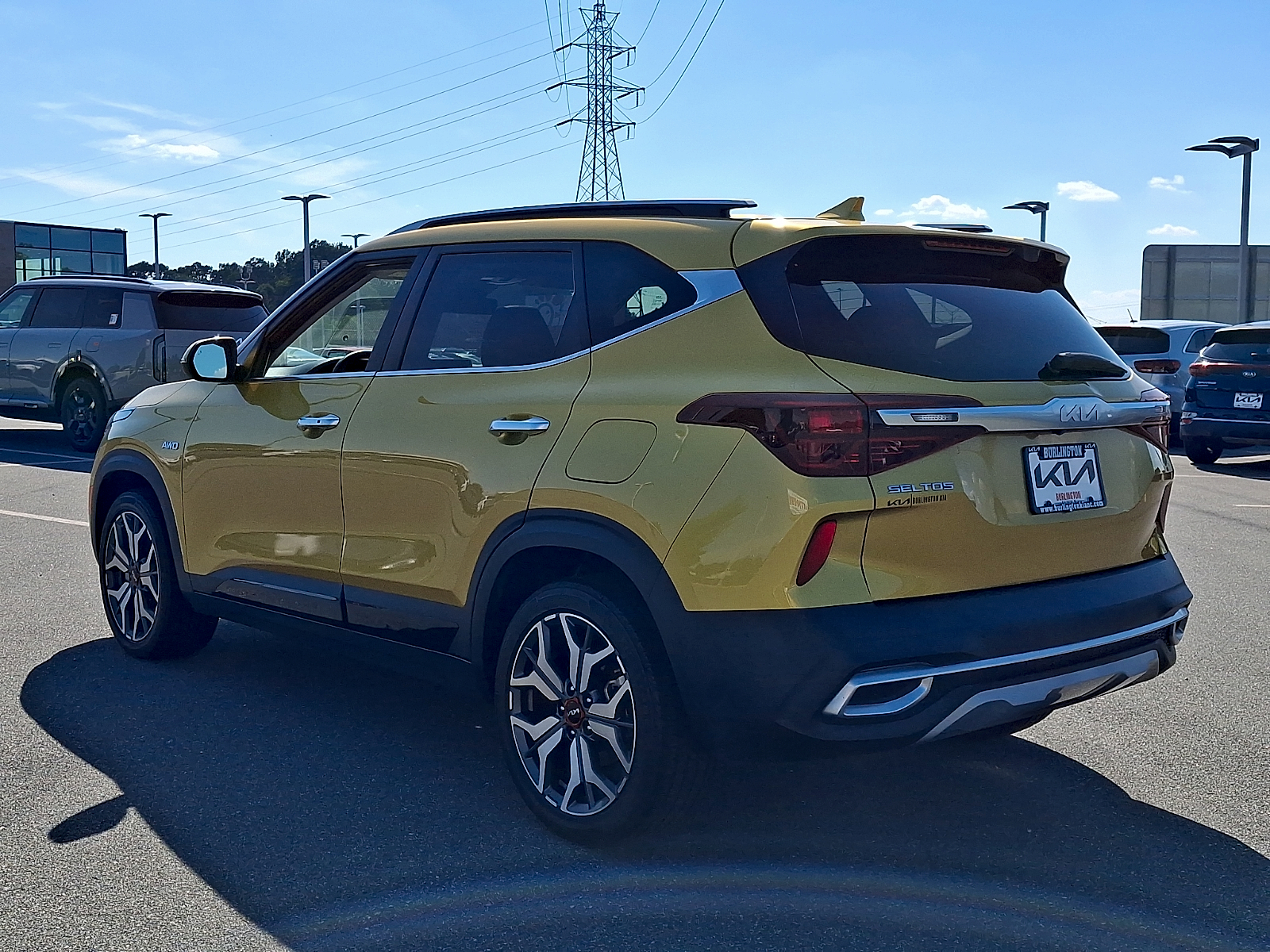 Used 2023 Kia Seltos SUV