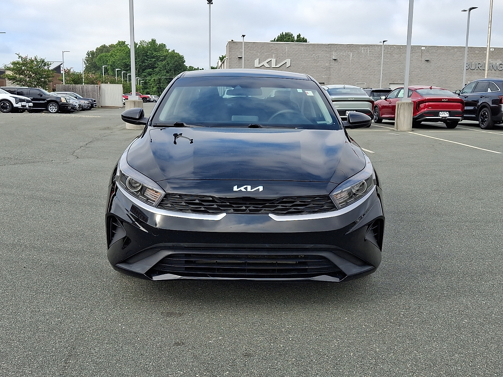 Used 2023 Kia Forte LXS with VIN 3KPF24AD8PE655411 for sale in Burlington, NC