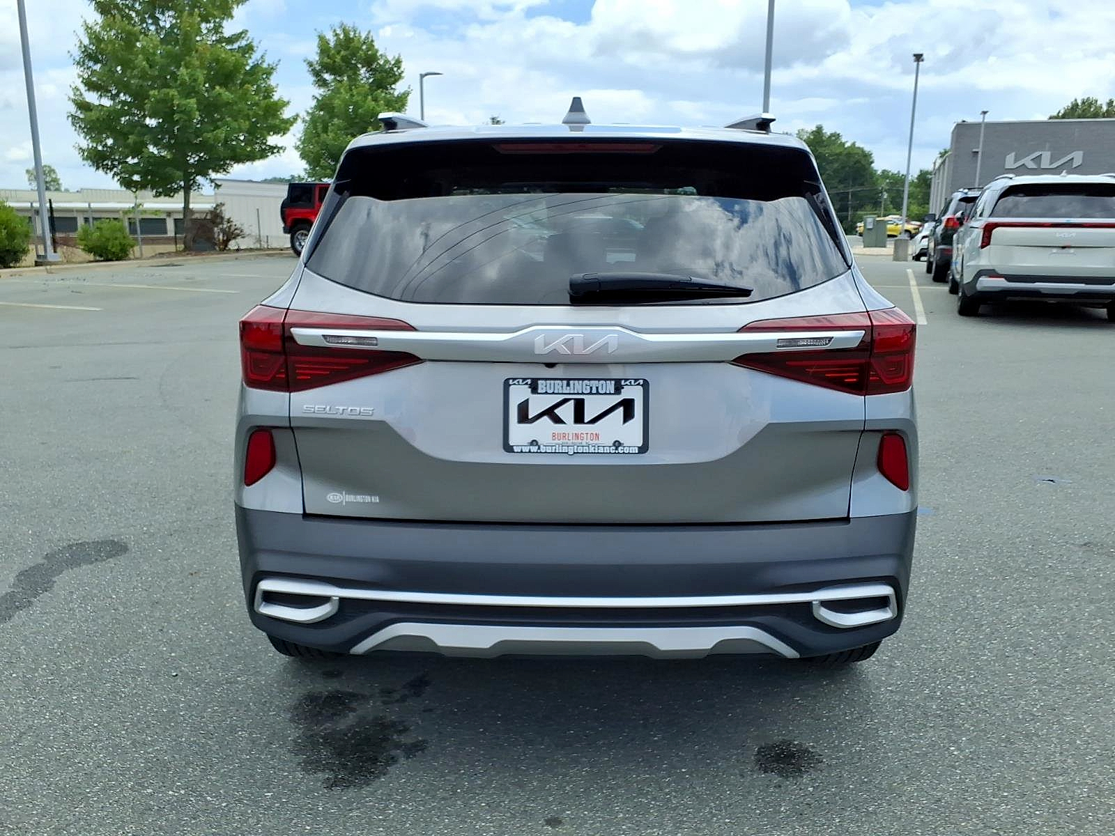 Used 2023 Kia Seltos SUV