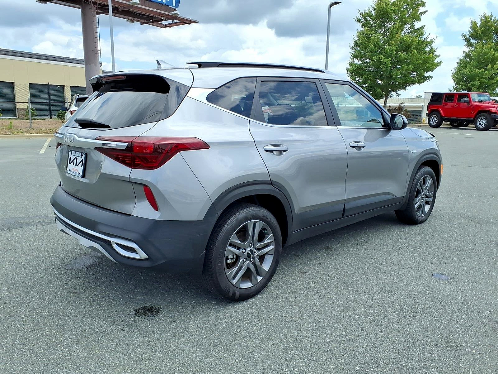 Used 2023 Kia Seltos SUV