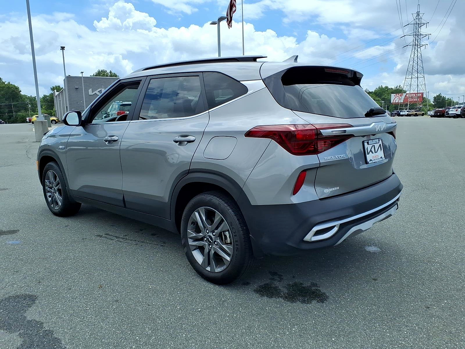 Used 2023 Kia Seltos SUV