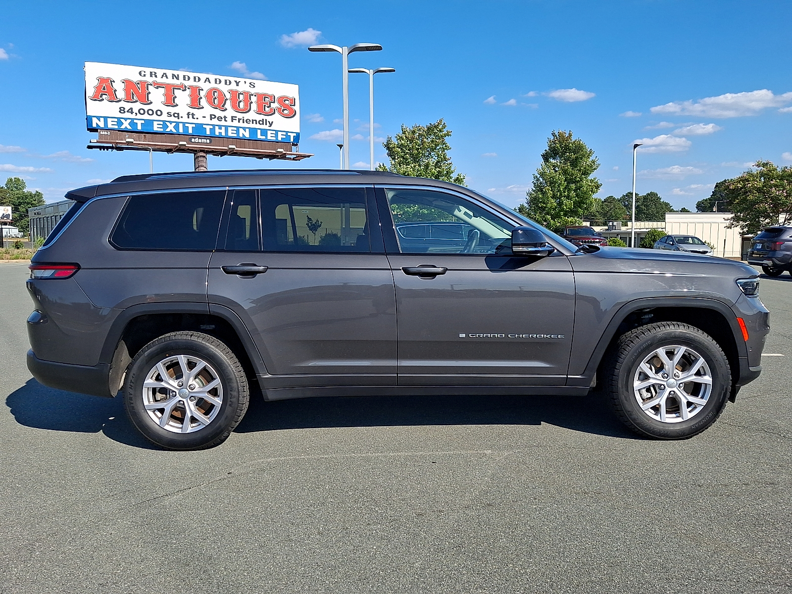 Used 2022 Jeep Grand Cherokee L SUV
