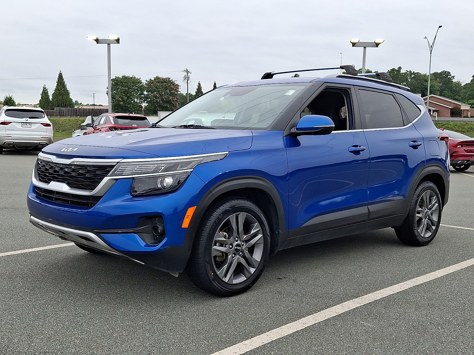 Used 2023 Kia Seltos SUV