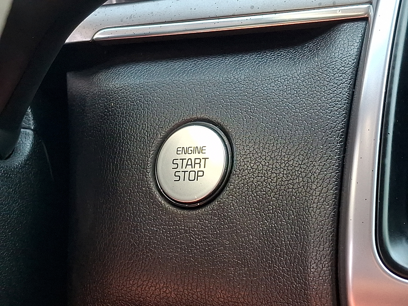 Used 2023 Kia Sorento Hybrid SUV