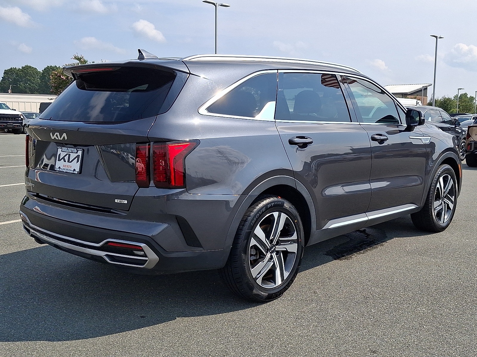 Used 2023 Kia Sorento Hybrid SUV