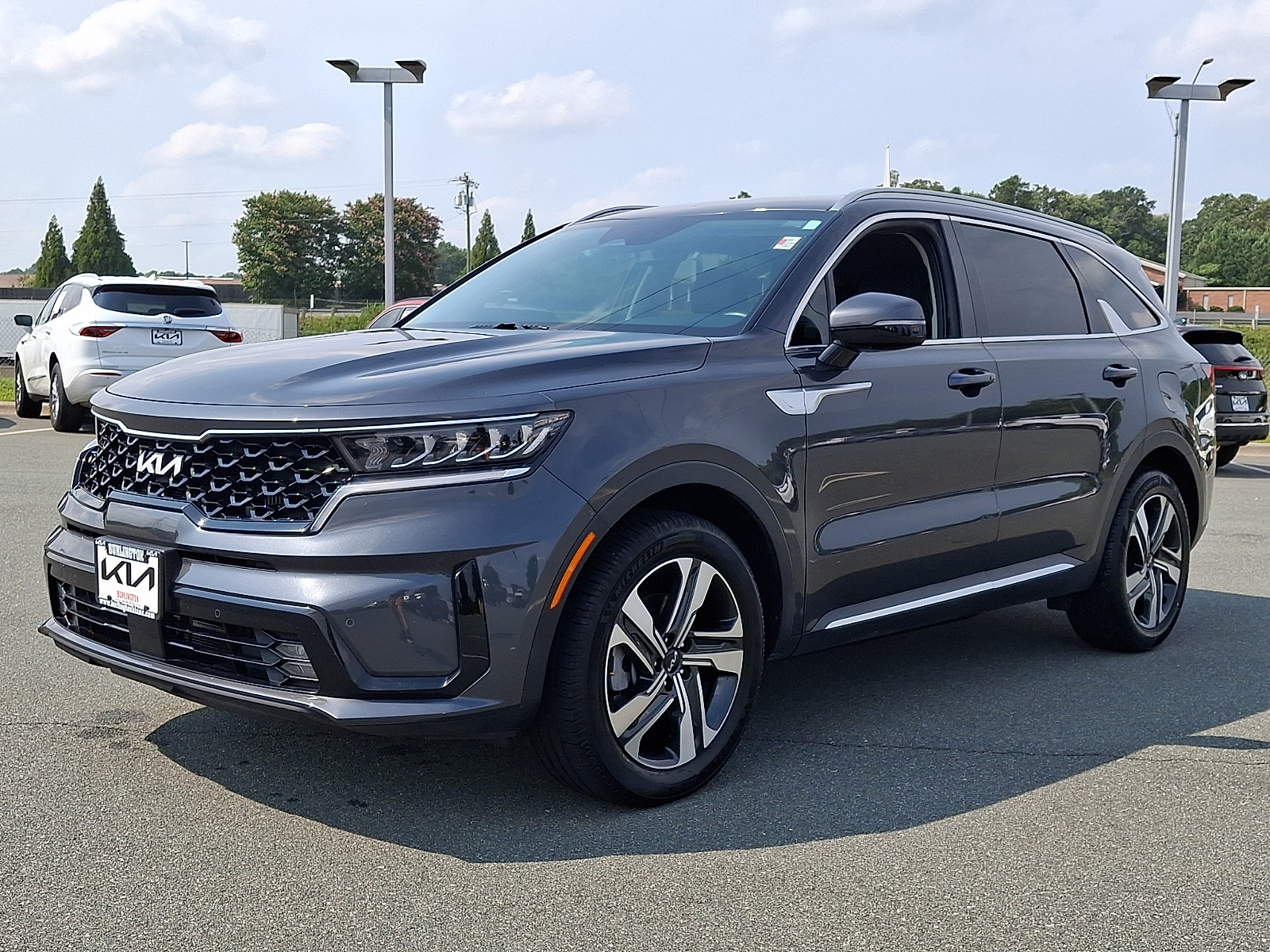 Used 2023 Kia Sorento Hybrid SUV