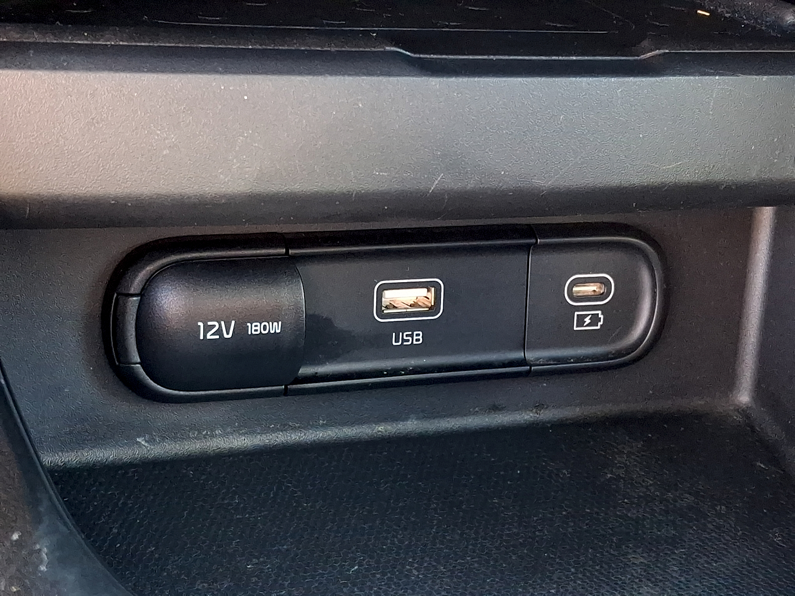 Used 2024 Kia Seltos SUV