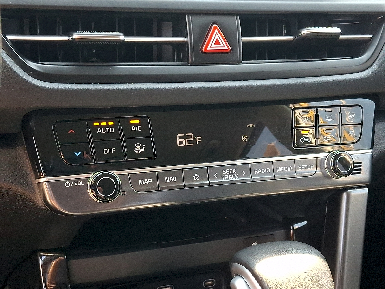 Used 2024 Kia Seltos SUV