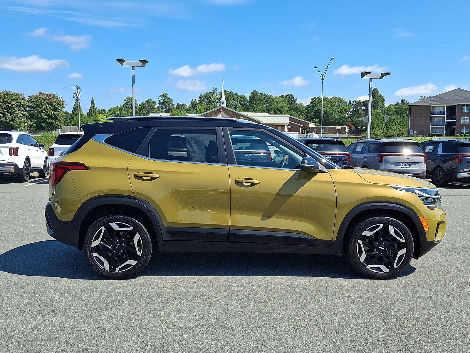 Used 2024 Kia Seltos SUV
