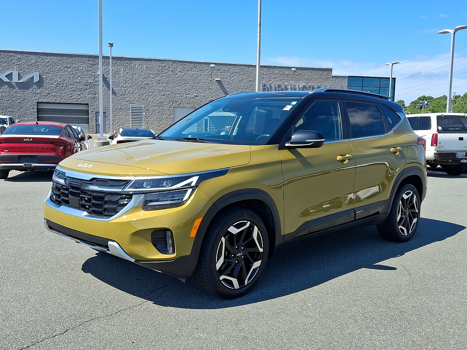 Used 2024 Kia Seltos SUV