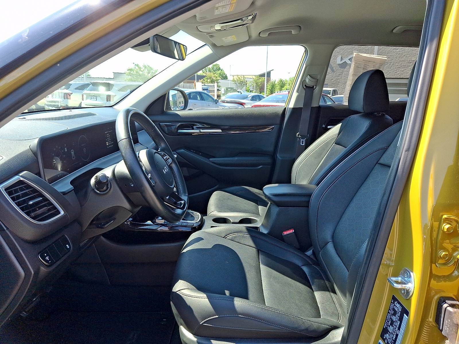 Used 2024 Kia Seltos SUV