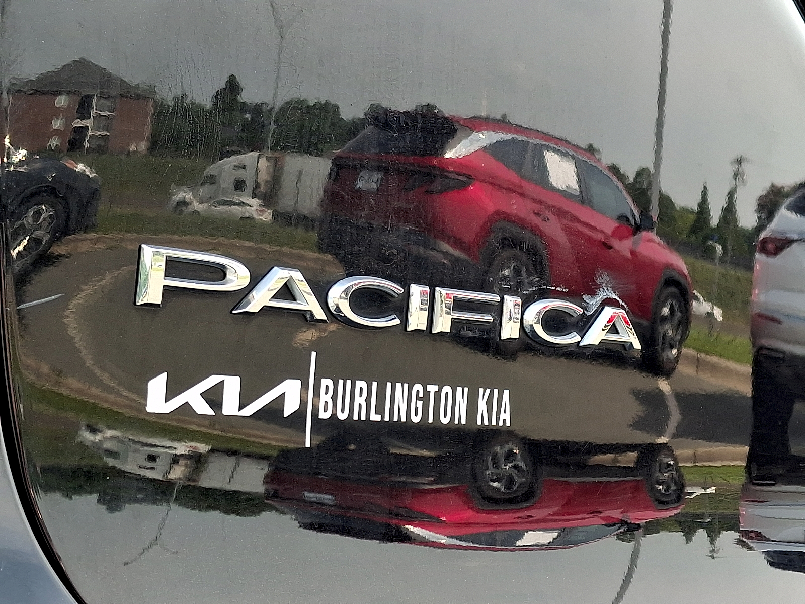 Used 2024 Chrysler Pacifica Van