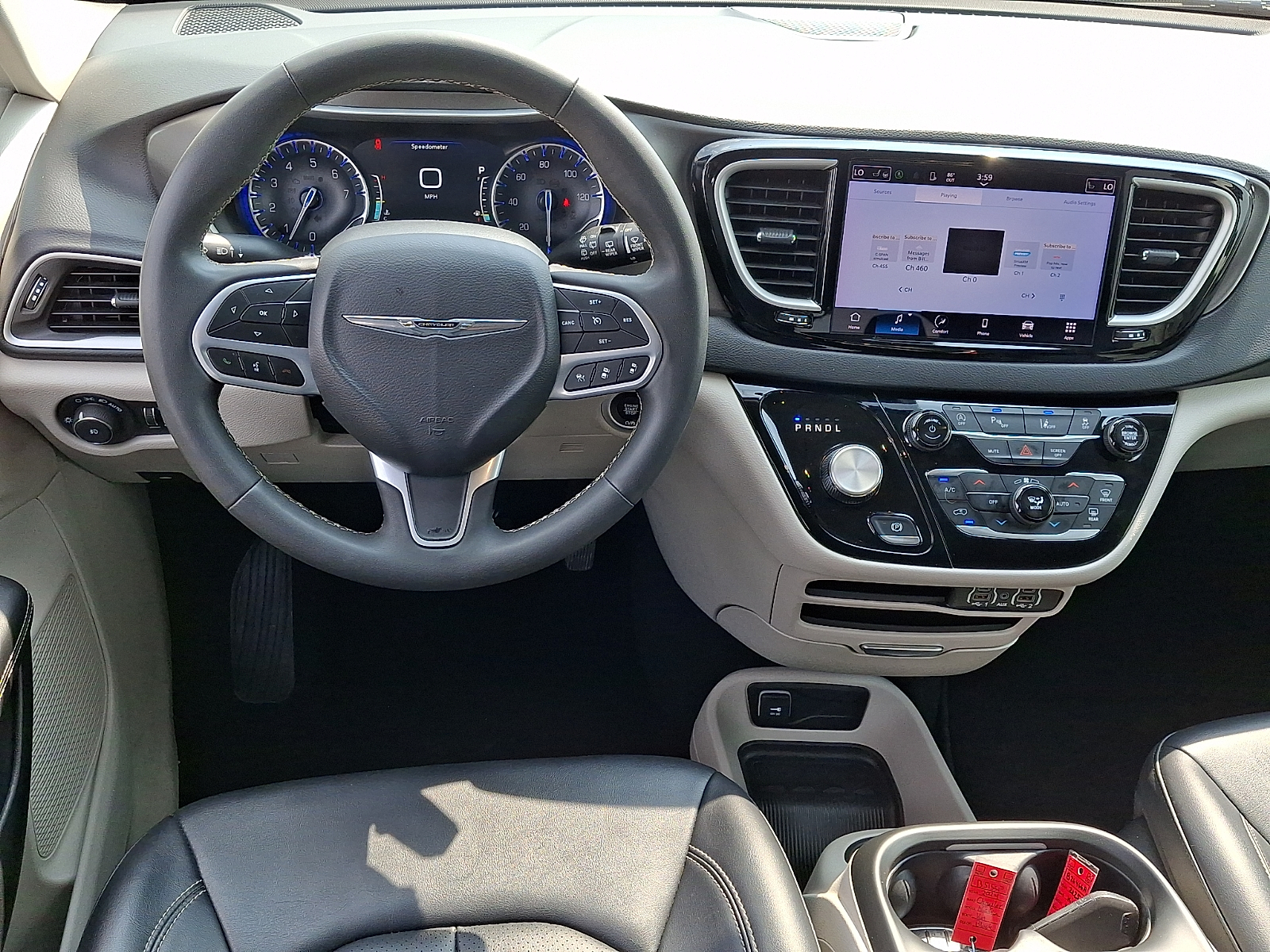 Used 2024 Chrysler Pacifica Van