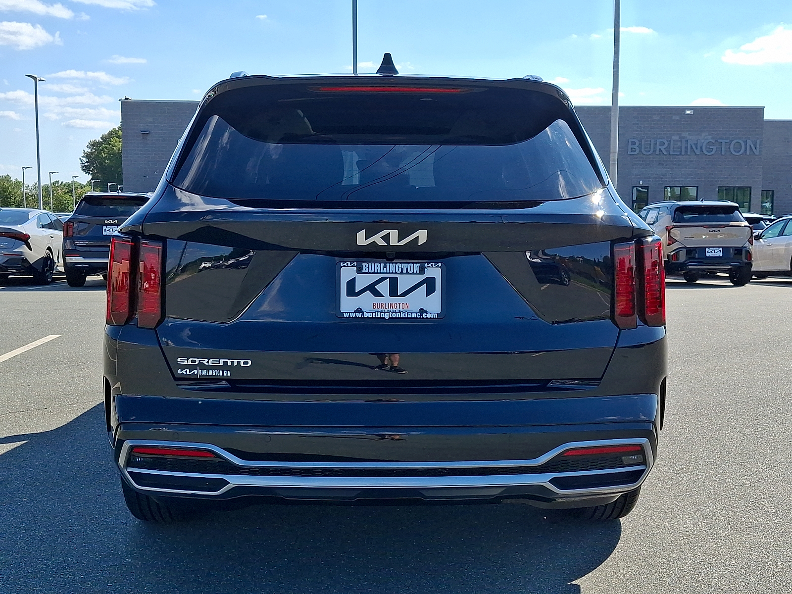 Used 2023 Kia Sorento SUV