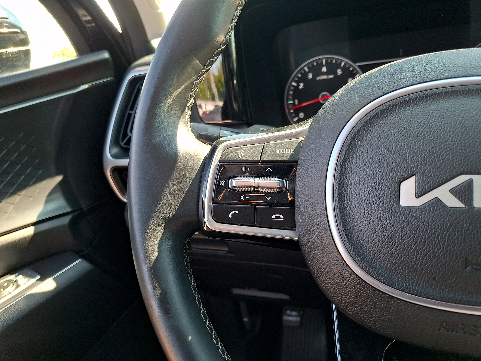 Used 2023 Kia Sorento SUV