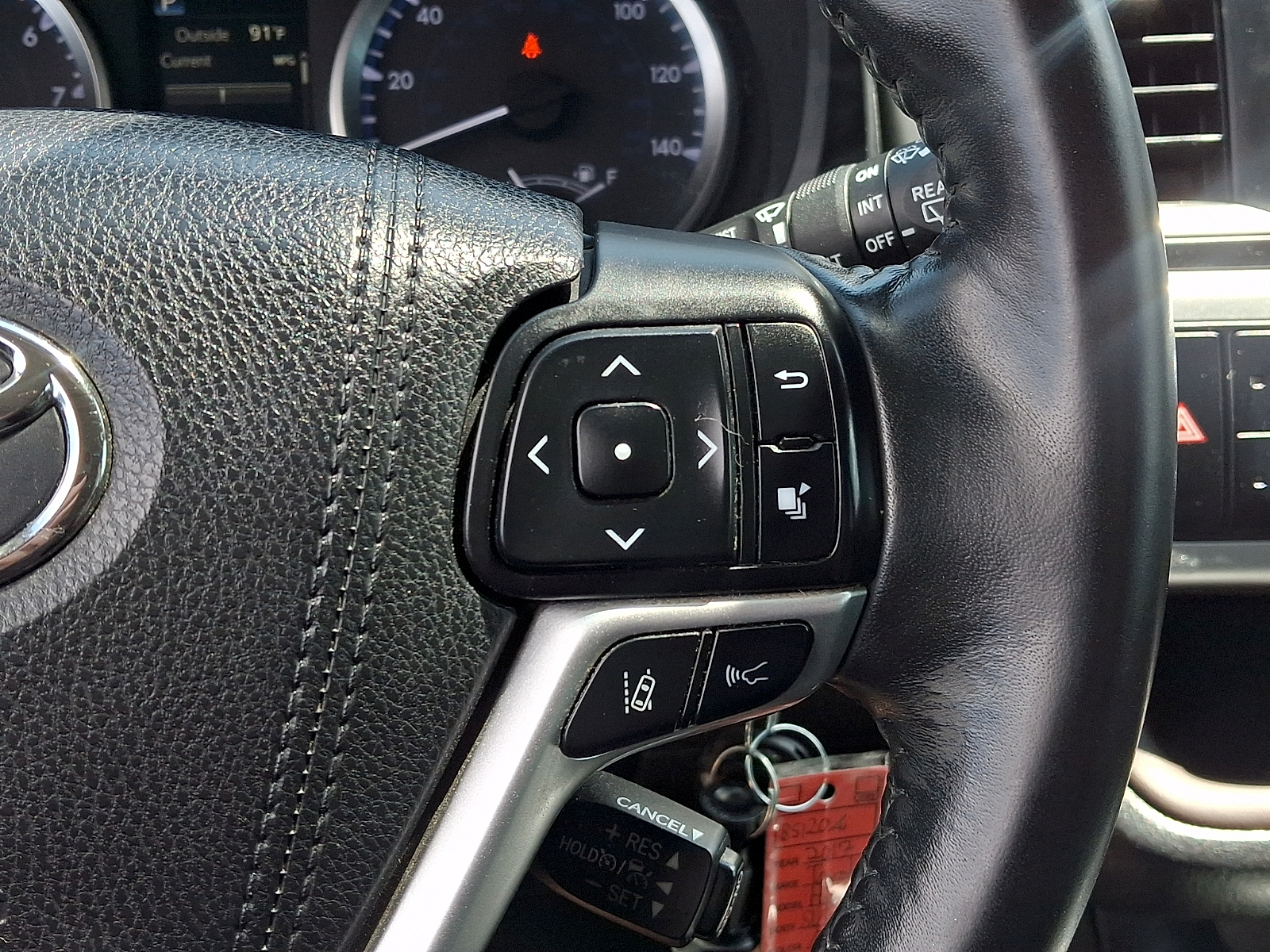 Used 2017 Toyota Highlander SUV