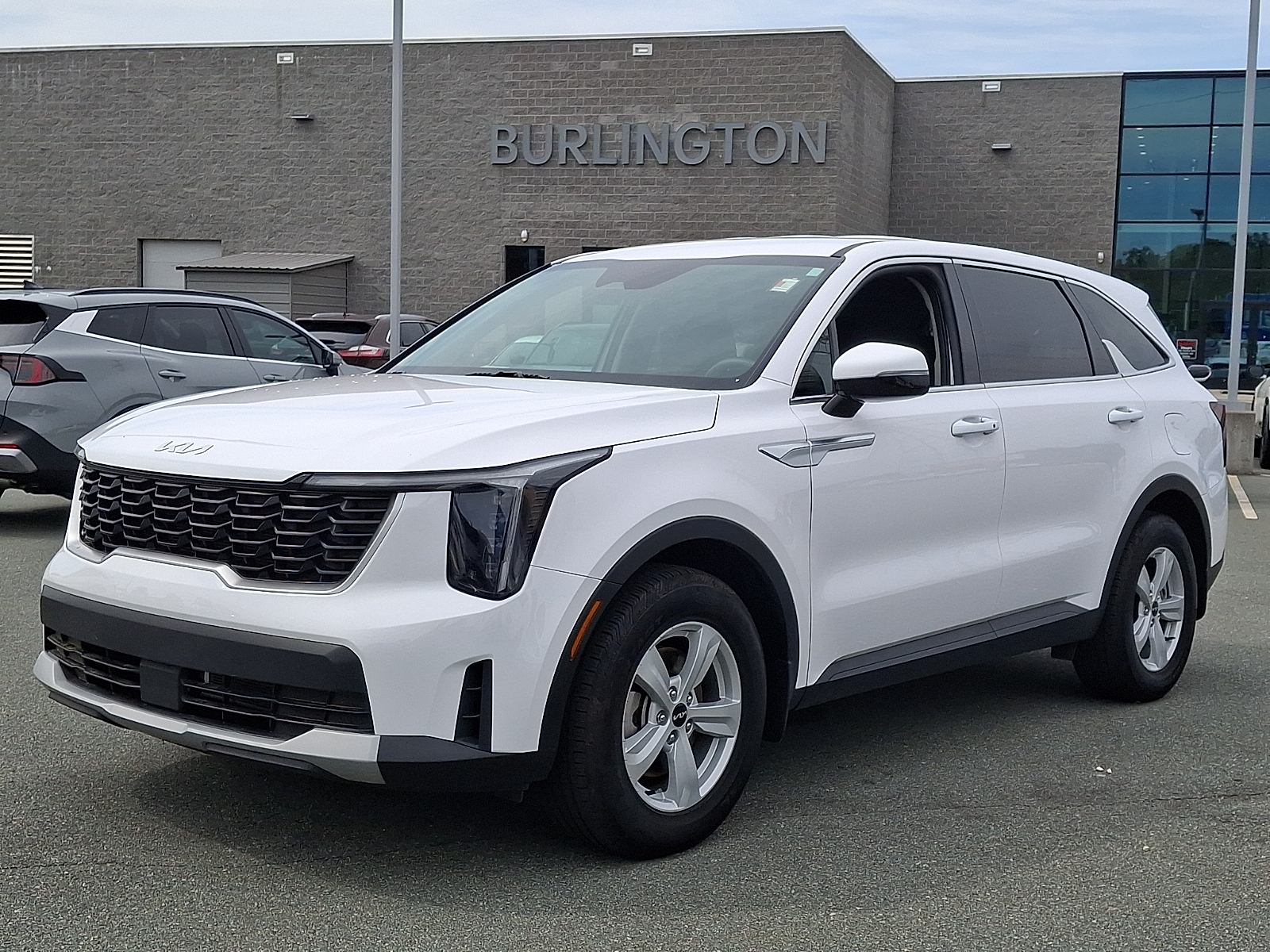 Used 2025 Kia Sorento SUV