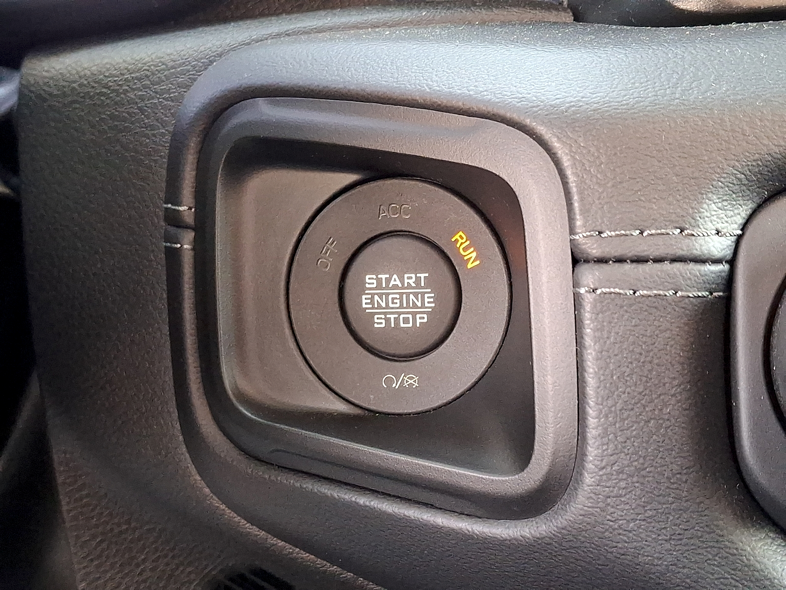 Used 2025 Jeep Wrangler Convertible